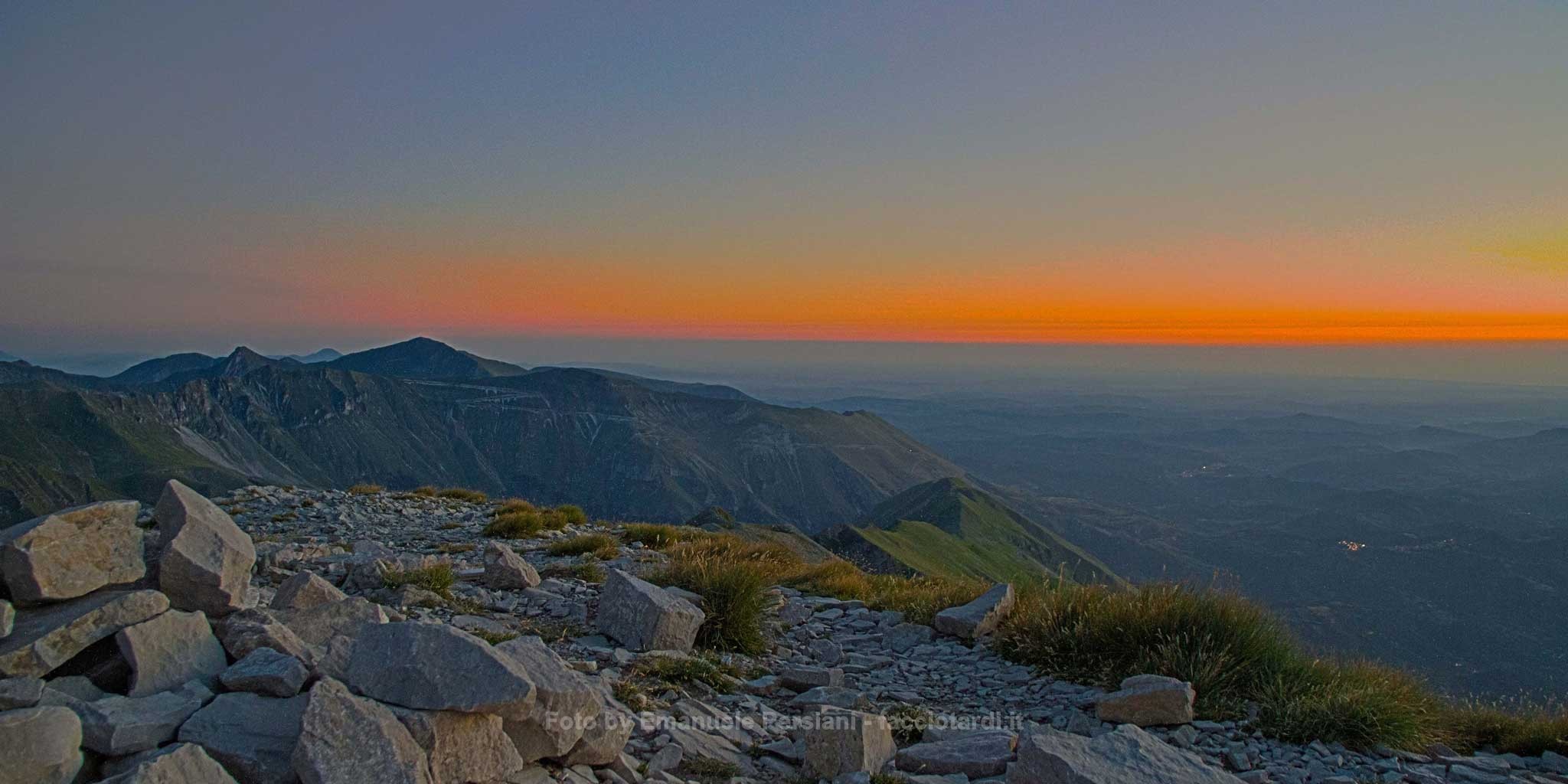 escursione monti sibllini 20150804 alba su cima monte vettore e15 hdr